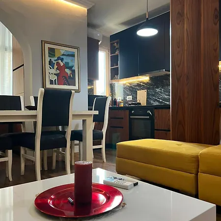 Apartman Roar